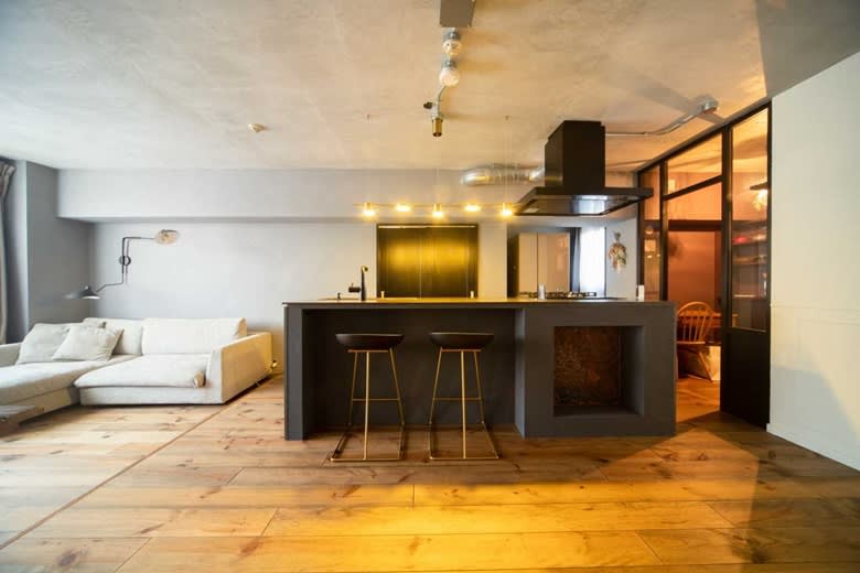 築47年の小さな団地暮らし。「古い家特有のキッチン収納」を使いやすくするコツ3つESSEonline エッセ オンライン