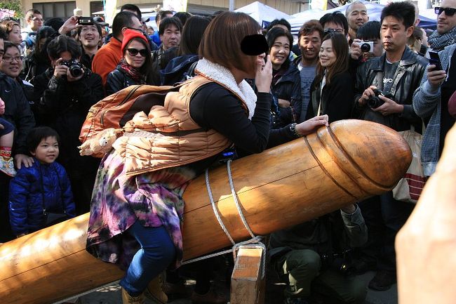 世界で一番盛り上がるのは何祭り？～狂乱のかなまら祭りin川崎』川崎(神奈川県)の旅行記・ブログ by どんぴさん【フォートラベル】