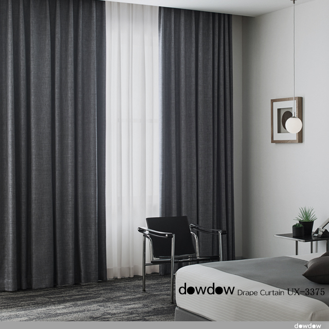 黒のカーテン＆レース 遮光1級