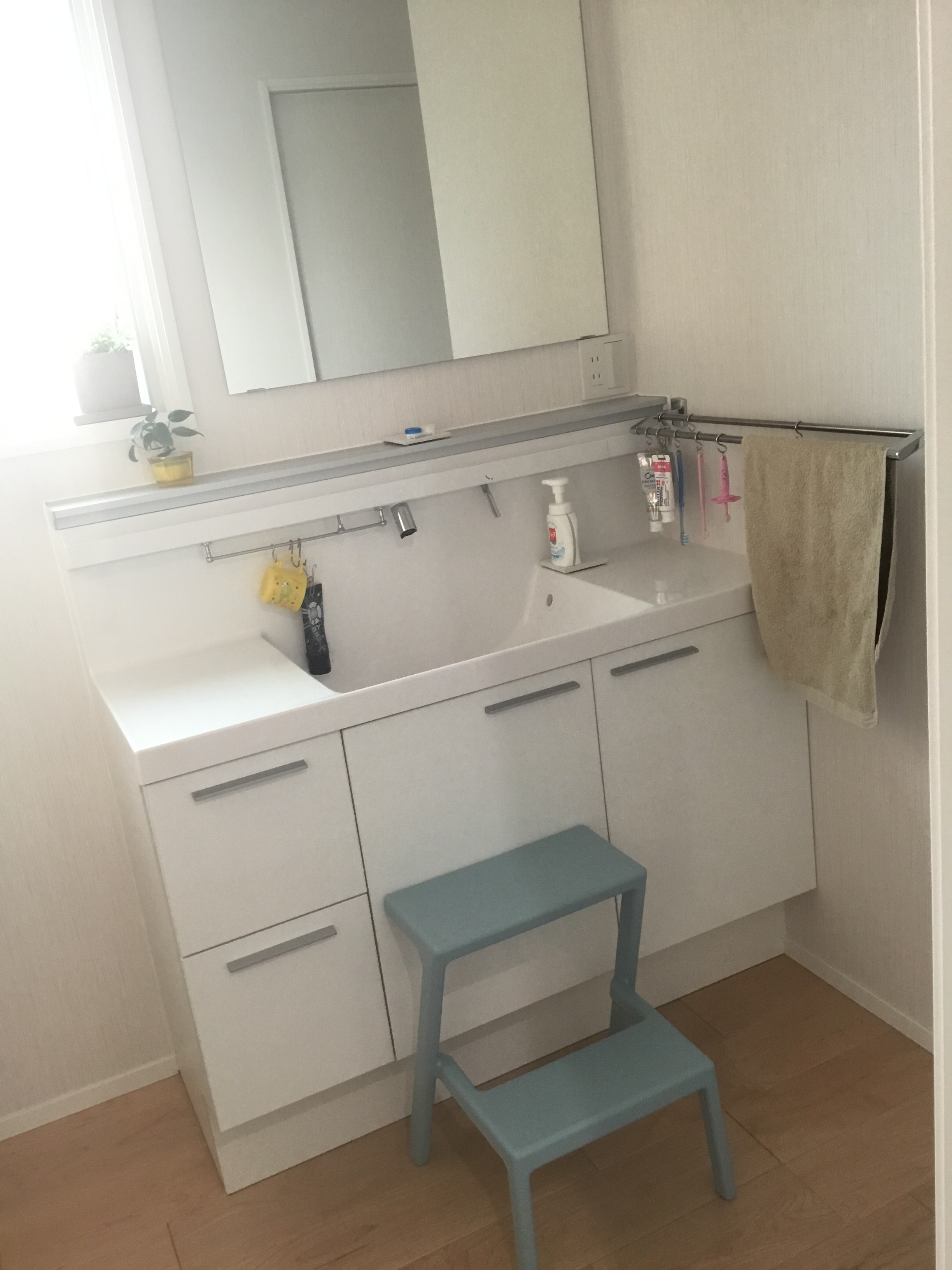 おしゃれな洗面所の壁紙と床20選配色や模様をモダン＆後悔しないデザインにする秘訣中古マンション・戸建てリノベーション＆リフォーム