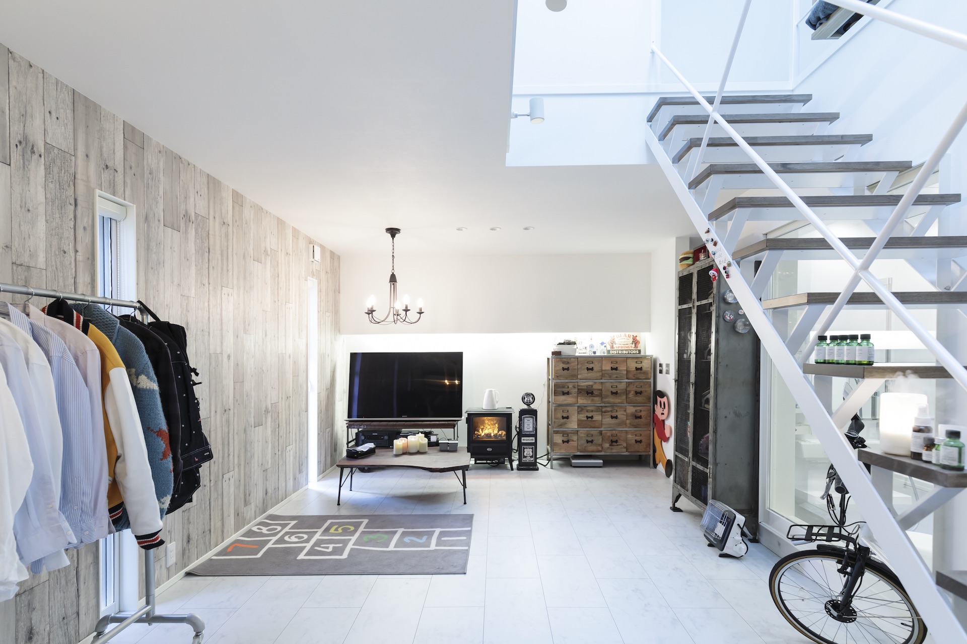 持ち運べる空間 箱部屋 - シンプルがいい。デザインと機能を両立した注文住宅は静岡市のHACO一級建築士設計事務所