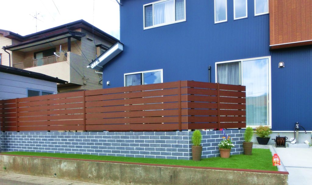 おしゃれなフェンスで庭を魅力的に！デザイン別おすすめフェンス6選と選び方のポイントを解説 奈良・大阪の施工事例付き