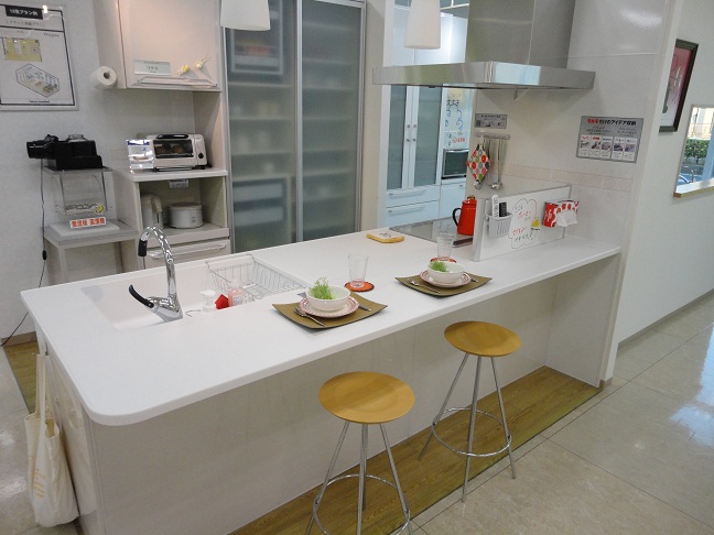 タカラスタンダード 食器棚 キッチンボード