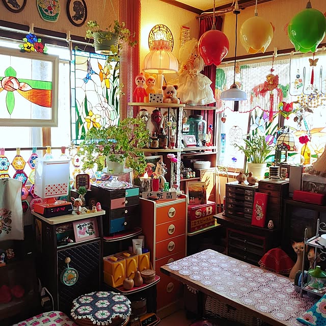 レトロな家に住む昭和レトロ、大正レトロ、洋風レトロのおしゃれな家づくり事例中古マンション・戸建てリノベーション＆リフォーム