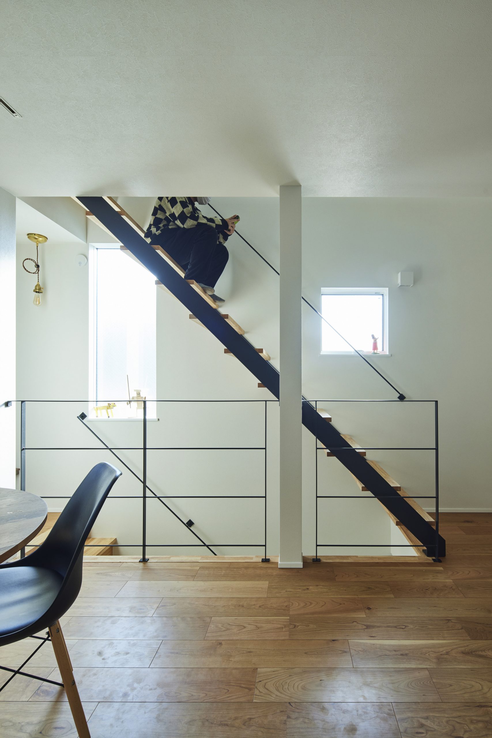 プロが教える 憧れのスケルトン階段インテリアを実現する方法！おしゃれな実例を多数紹介Hello Interior NOTEノート