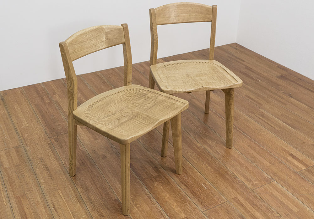 ダイニングチェアで木の温かみを感じよう！！ - イズミファニチャー公式サイト