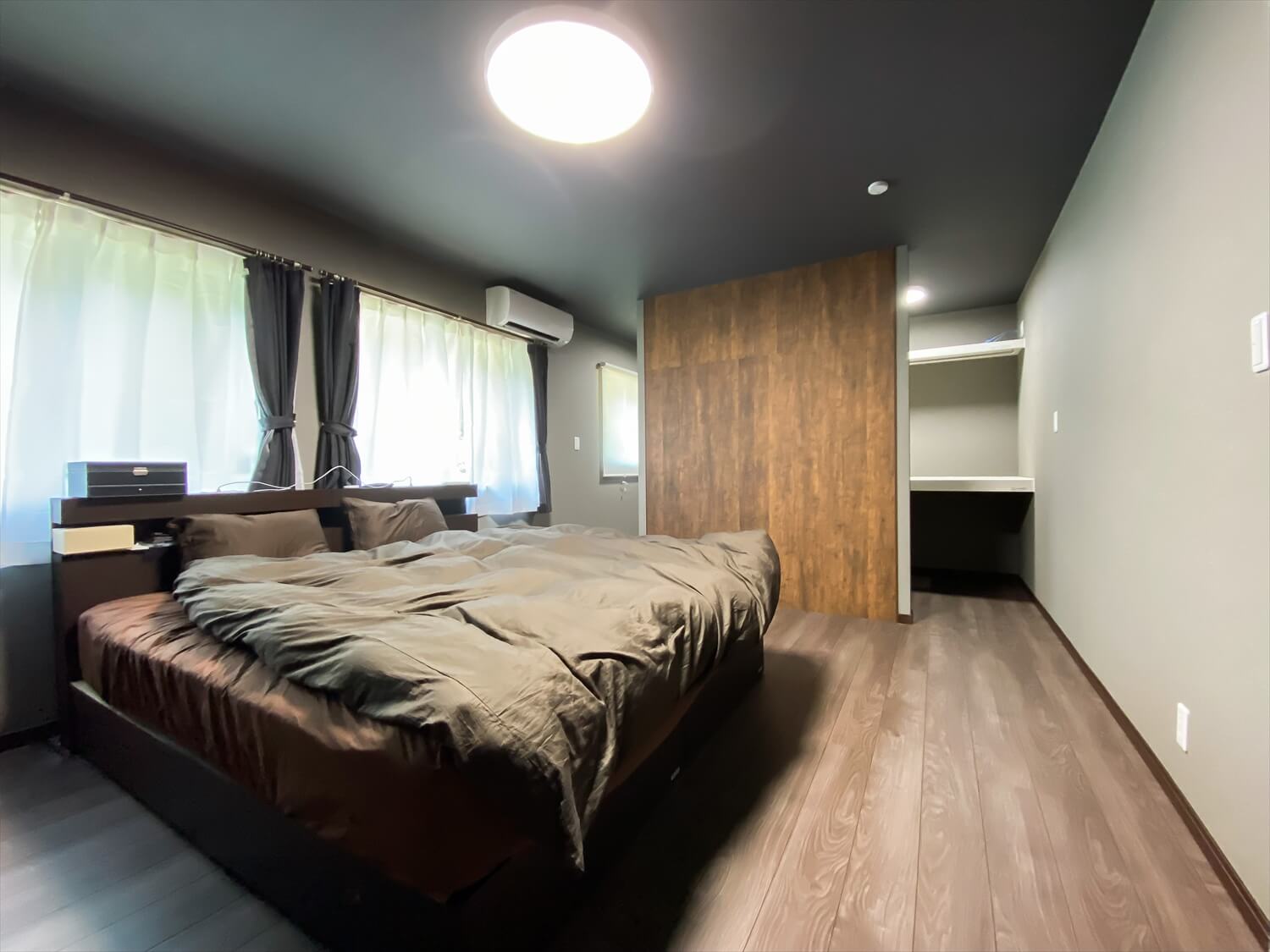 事例付き 寝室のクローゼットを仕切る5つの方法注意点や費用目安についても解説 - DIYドア通販本店