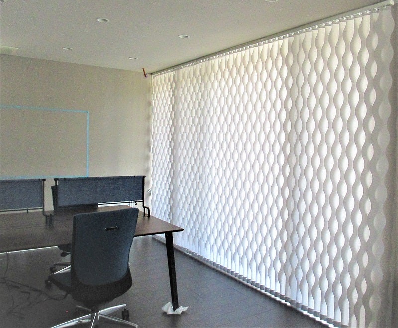 オフィスのブラインドを選ぶ3つのポイントメリットや種類、お手入れ方法も解説コラムオフィス移転・レイアウト・デザインコクヨマーケティング