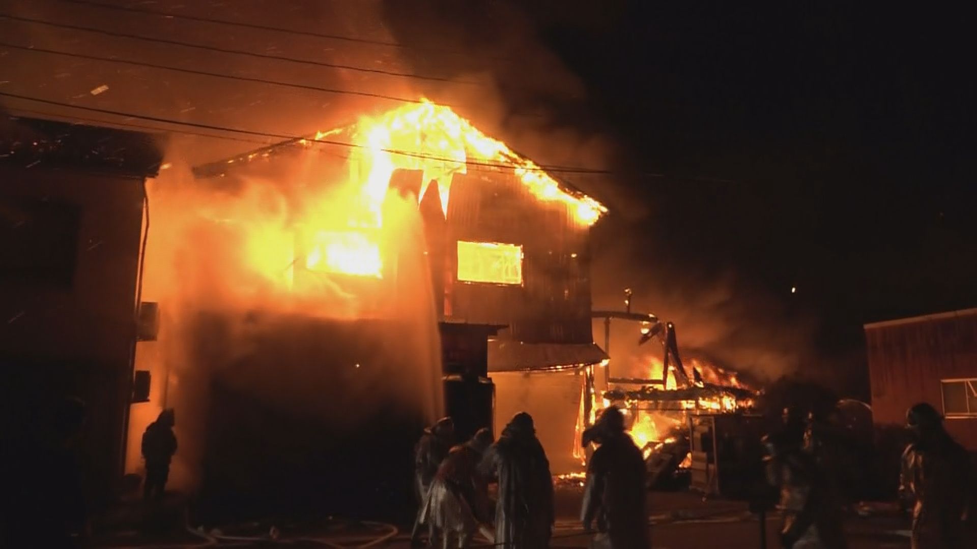 新潟市中央区の火事、園芸品卸会社の倉庫全焼 5月5日未明に鎮火、けが人はなし | 新潟日報デジタルプラス