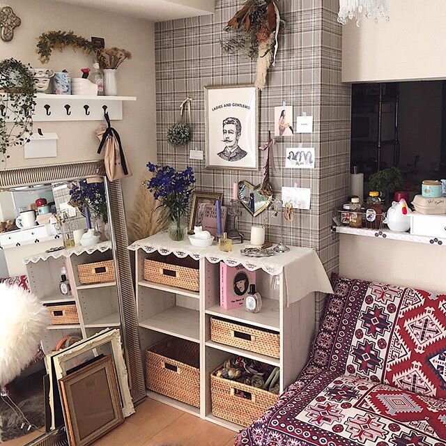 こんな風にもできるの？カラーボックス色々活用DIY術！ RoomClip mag