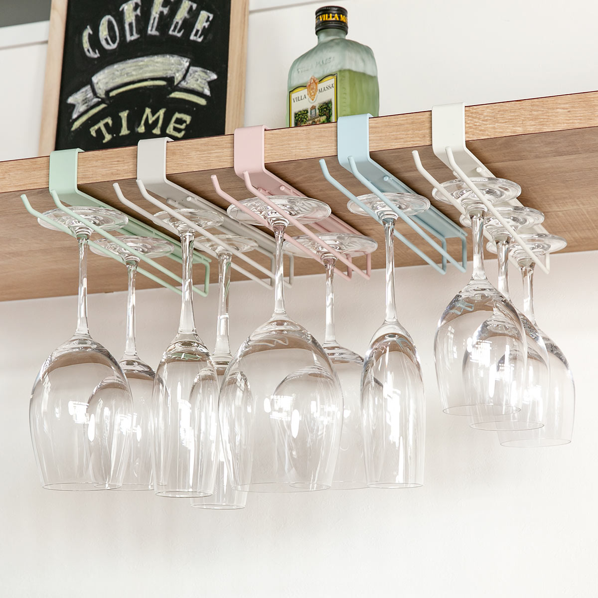 ワイングラスの収納 棚下にグラスホルダーを設置 - オーダーメイド家具キッチン家具工房ツリーベ