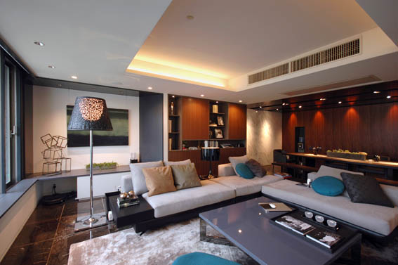 豪邸・モダンリビング豪邸特集 横浜 篠原台の二世帯住宅高級注文住宅・豪邸・別荘・建築家住宅・横浜の建築家株 田井勝馬建築設計工房