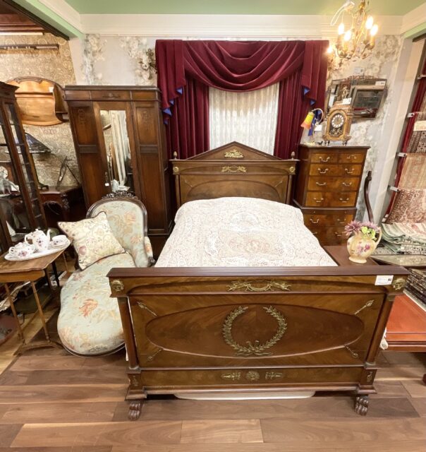 ヨーロッパ風 家具 ダイニングテーブル 石 希少 関ヶ原石材の天然石の在庫量は業界