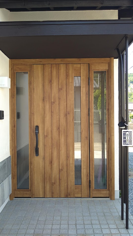 玄関ドアをおしゃれにリフォームするポイント株式会社アキバG＆R