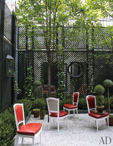 プロが教える ラティスを使ったおしゃれなガーデンを実現する方法！目隠しだけじゃなく、デザインの可能性をご紹介Hello InteriorNOTEノート