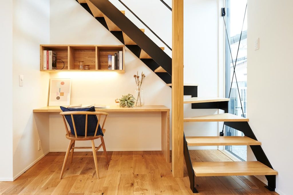 構造・素材・デザインからみる、おしゃれな階段づくりの秘訣ナサホームマガジン