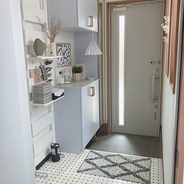 マンションの玄関が狭い」をリフォームで解決下駄箱を大きく、玄関ホールを広げるなど事例・費用紹介