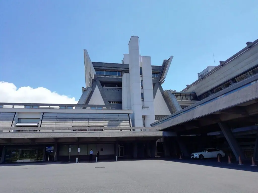 京都/伏見稲荷] 📍 ななころびやおき