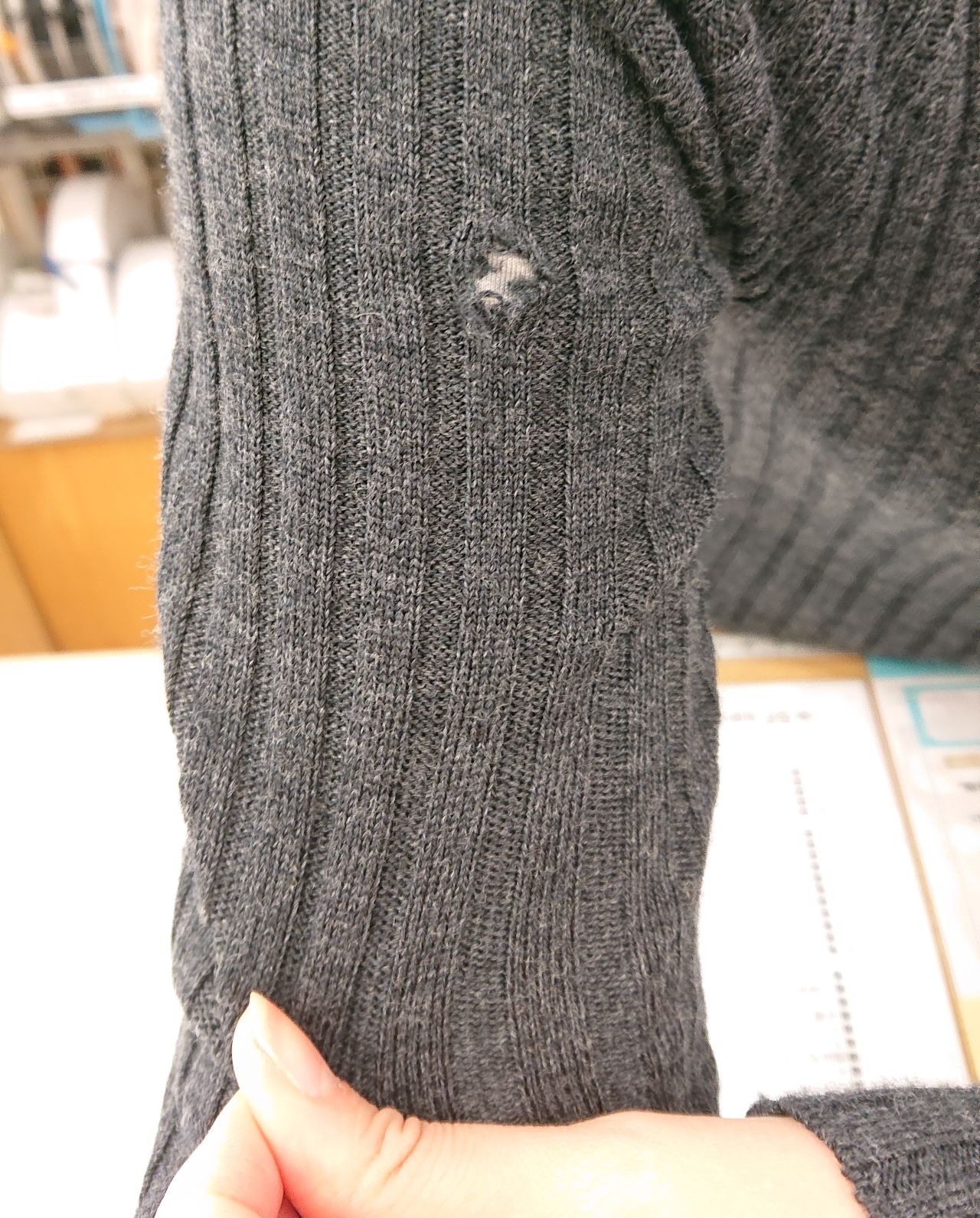 ニットの基礎知識セーター・ニット製品の修理専門店 修理専科ニットの穴
