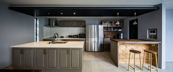 鏡面食器棚 幅90 キッチンラック キッチンボード キッチン収納 家電ラック ホテルライクインテリア スタイリッシュ 新生活 模様替え家具テイスト