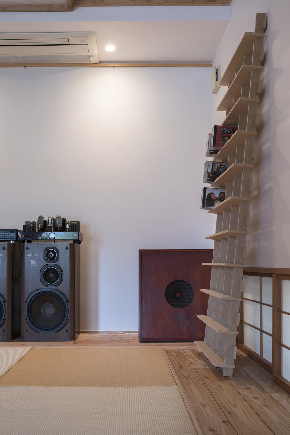 ＼6400円OFF10個セット 日本製 古材 キューブボックス 和モダン 幅35cm 奥行30cm カラーボックス オープンラック テレビ台 収納本棚 アンティーク 棚 おしゃれ A4 無垢材 天然木 和風 飾り棚 昭和レトロ 家具 和室 玄関 店舗 古民家 ヴィンテージ家具 和 インテリア