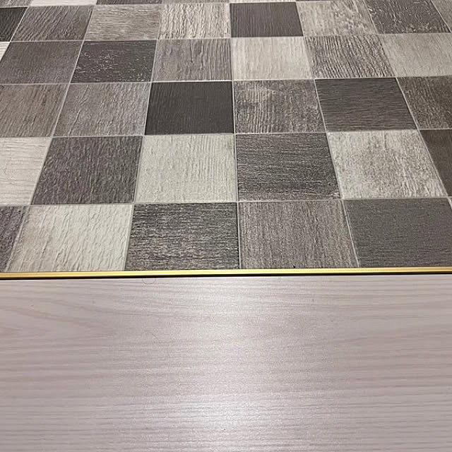 床のおしゃれリフォーム,見切り材・巾木DIYリフォームなら ハロハロ