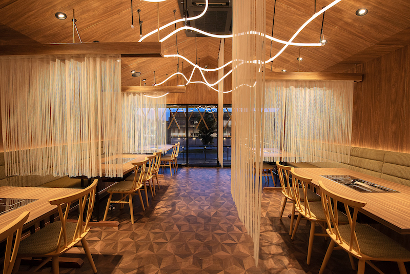 飲食店 恵比寿サクレフルール様の店舗装飾をご依頼いただきましたドライフラワー専門店カロンドライフラワ