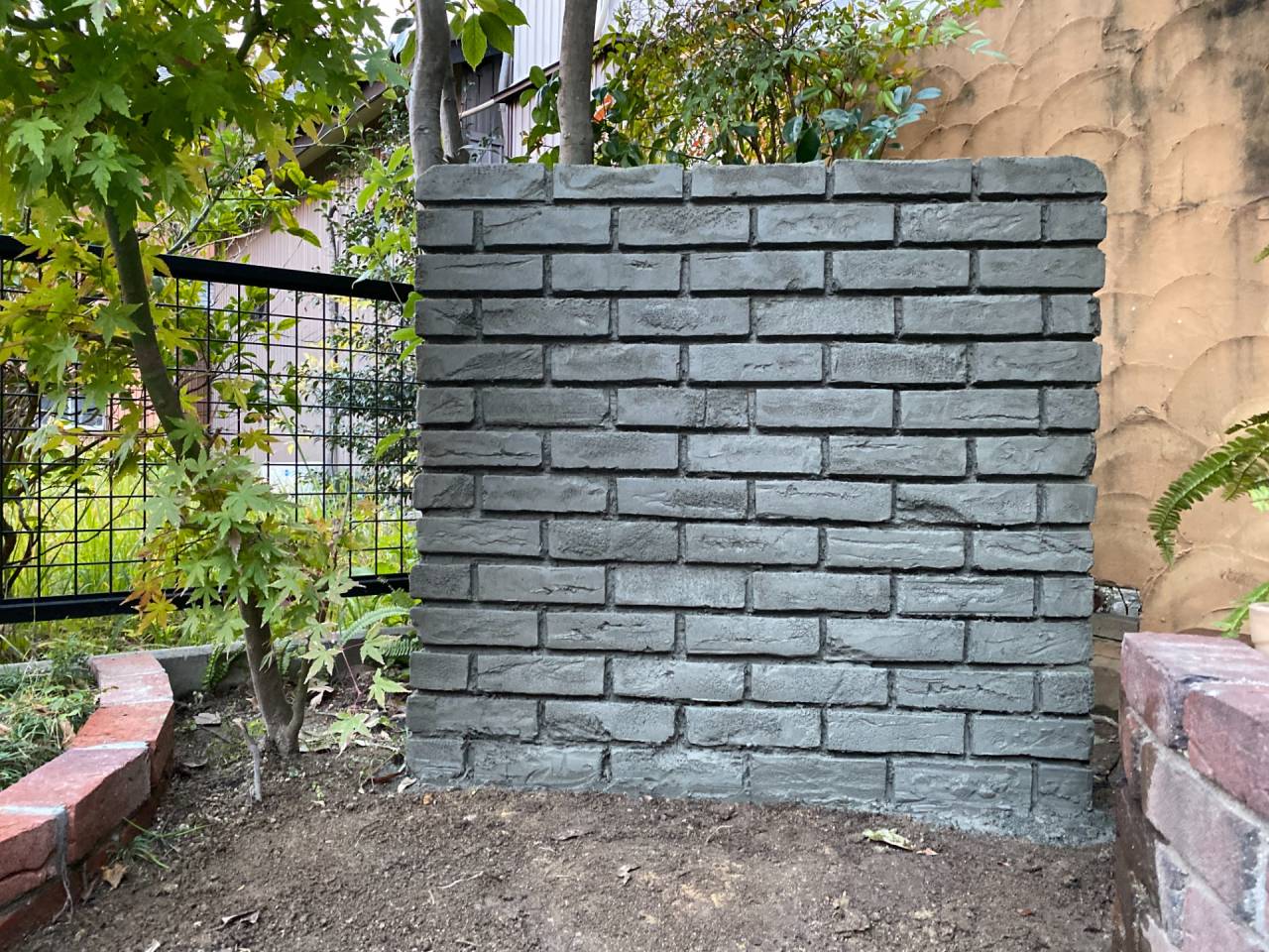 アンティーク調レンガ壁用 アンテウォール No.1082 ケース販売 54枚入スライス チャコールグレー ブリック 煉瓦 黒ブラック 代引不可・メーカー直送品: エクステリアショップ セラコア - 通販 - Yahoo!ショッピング