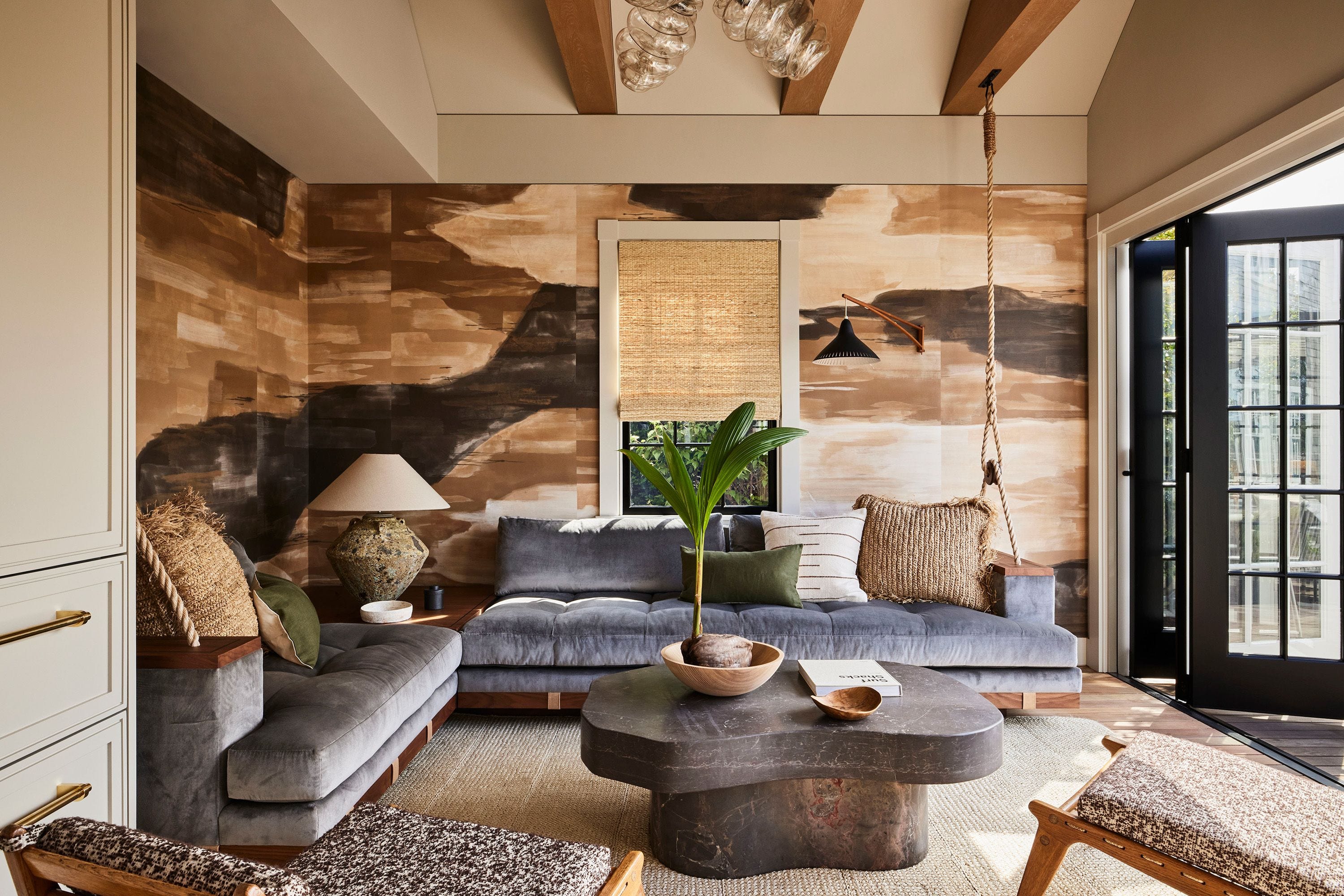 ホワイトを基調としたスタイリッシュなインテリアに注目結婚スタイルマガジン