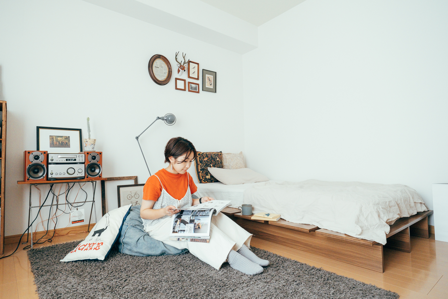 買うのはやめとけ 一人暮らしにソファはいらない理由５選 代わりにコレを買え One Style depot