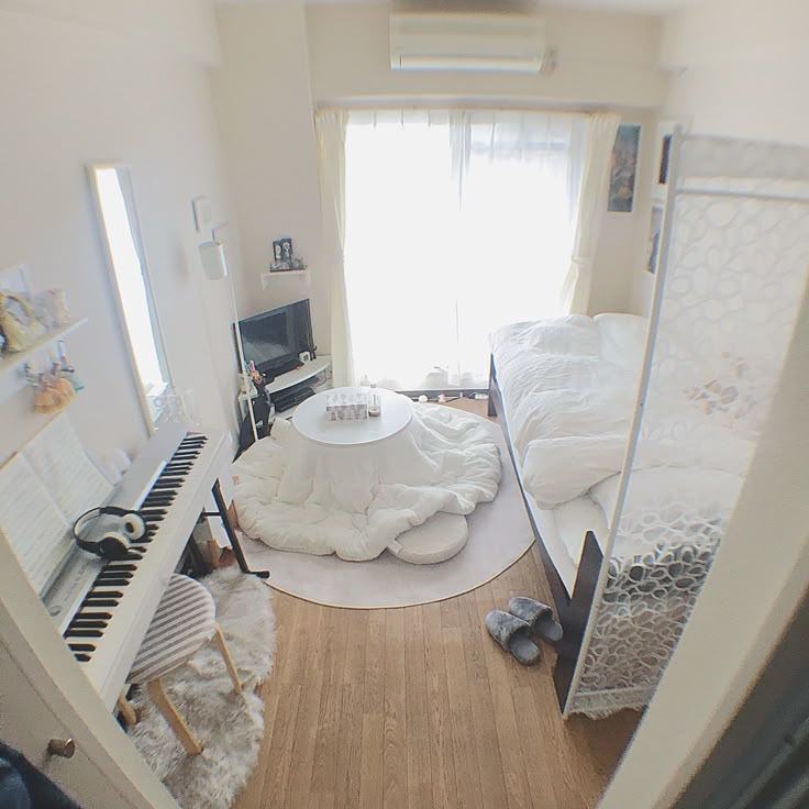 電子ピアノがある、ステキなリビングの作り方野良っ気OKでいこう！星読み×自分空間でつくる心地よい暮らし