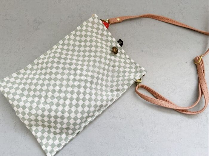 スマホポシェット ハンドメイド スマホポーチ