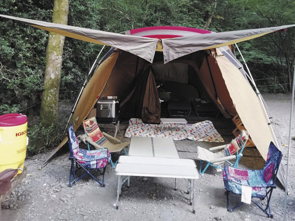 キャンプ テント内 レイアウト350 無料写真