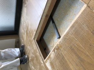マンション洋室の床鳴り補修工事 – リフォームWeb日記リフォームのサンズ