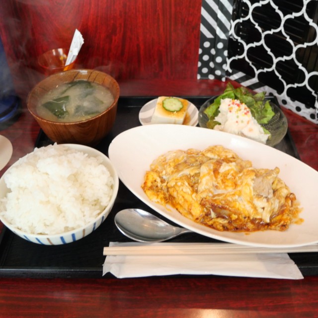 広島 ｸﾞﾙﾒ】ランチ７８０円☆人気の洋食屋さんで牛バラ肉のトロトロ玉子☆【ポポット】 - 雪猫の軽滑☆ブログ