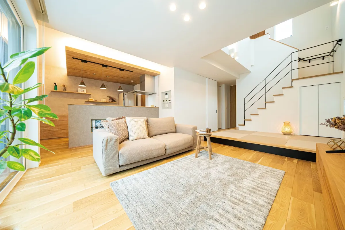 リビング、小上がり和室 ＬＤＫと一体感のある畳スペース- リビングダイニング事例SUVACO スバコ