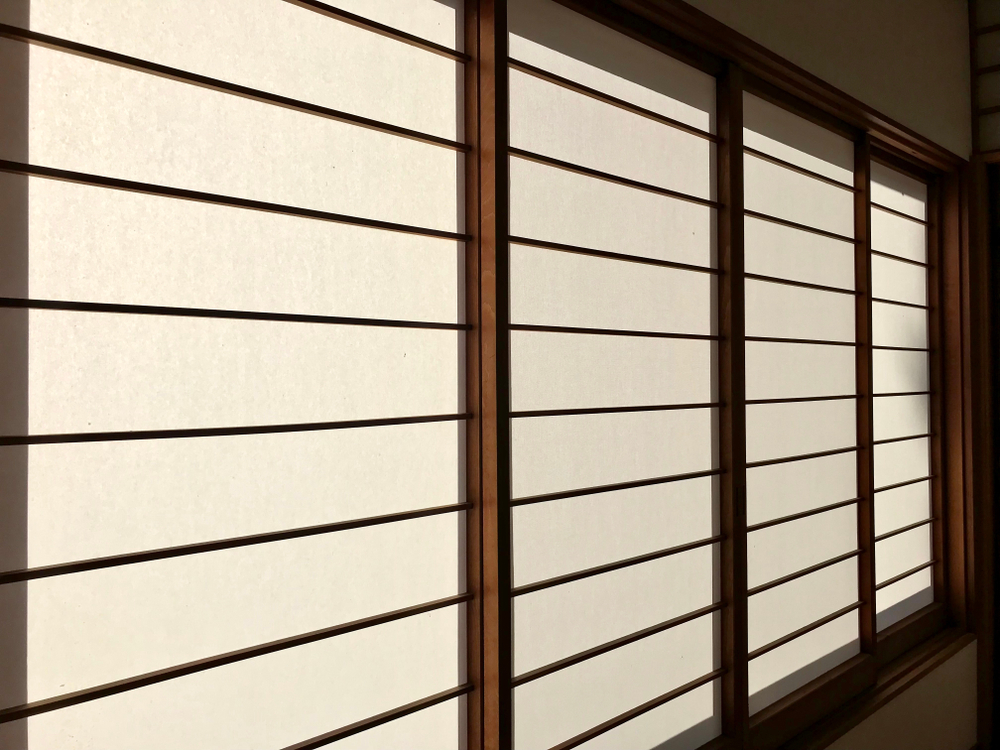 和室の障子を外してニトリの遮光ロールスクリーンへ選び方と人気商品紹介はぴゆる