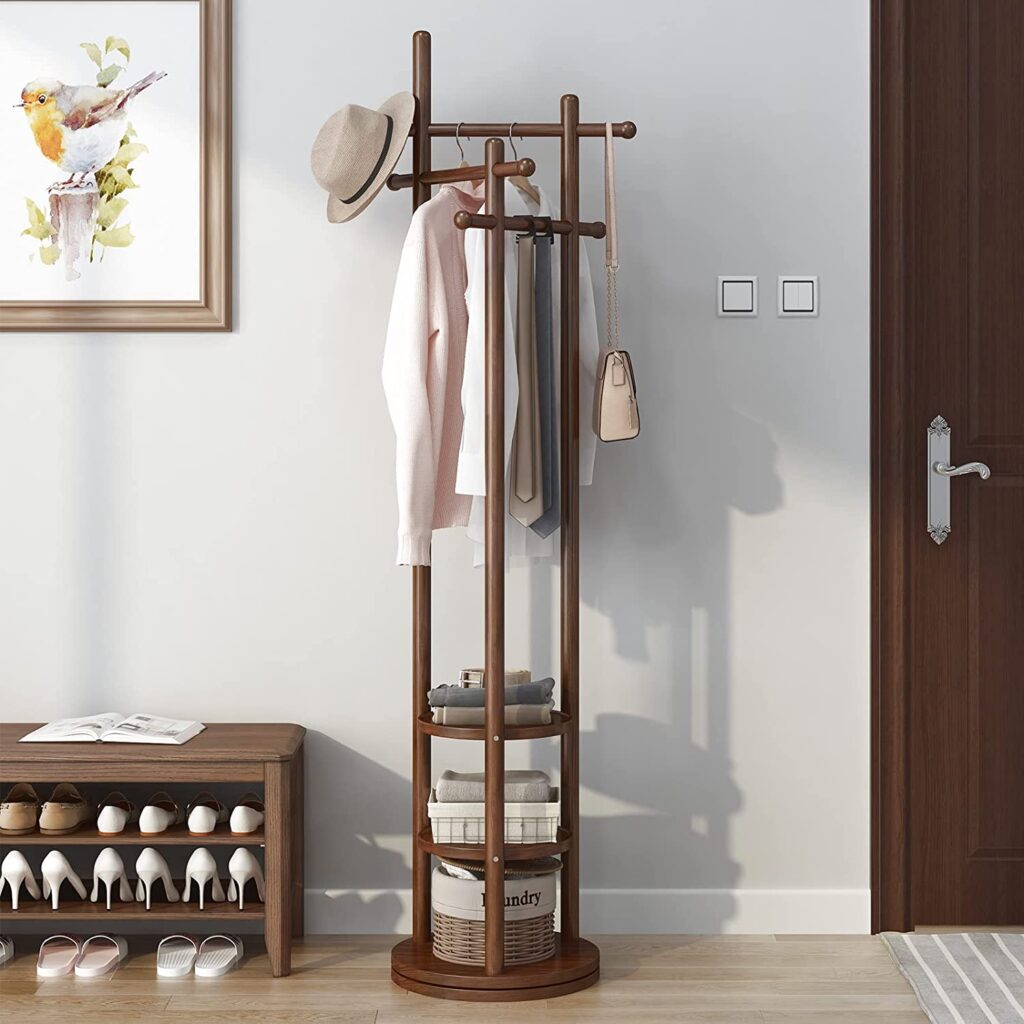 コートクロークは玄関と一体的に 子どもの小上がりのある家 すくすくリノベーションvol.9- 玄関事例SUVACO スバコ