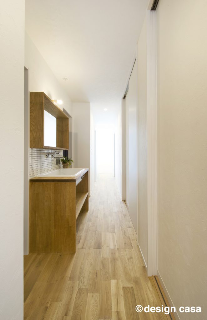 暮らしが変わる！廊下洗面台のメリットと注意点 - SIMPLE NOTE 名古屋中区スタジオ