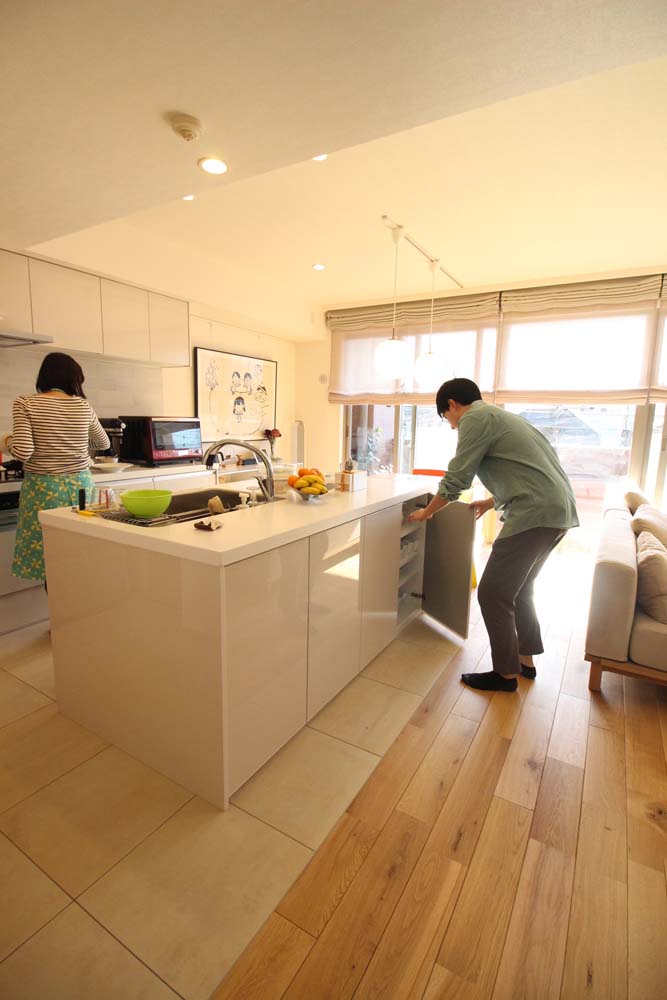 キッチンの床材 何にしますか？ - 長住建設 ながじゅう