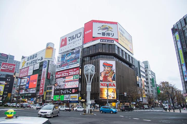 昭和の雰囲気残す旭川の歓楽街「3・6街（サンロク街）」を体験！ | 北海道へ行こう！