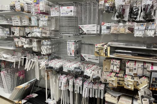 ダイソー これ550円なの!?「組み立て式 靴収納」は5段で使えるシューズラック！「じゃない使い方の使い方」も！イチオシichioshi