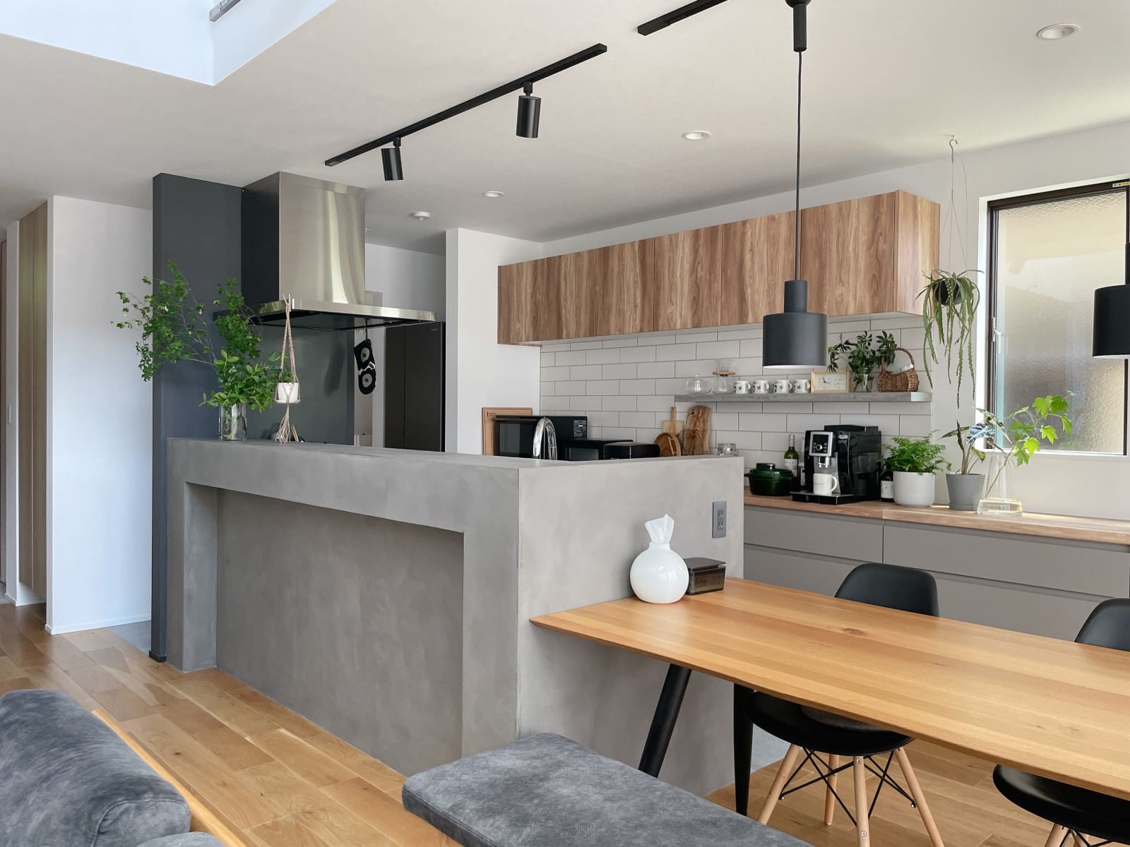 エレガントなアンティーク調モールディング腰壁 凸型腰壁 の作り方&実例インテリアFORCE