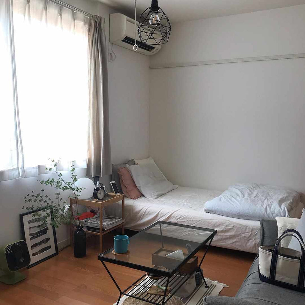 ダークブラウンの床に合うラグ・インテリア選び、カラー配分のポイントボー・デコール オンラインショップ