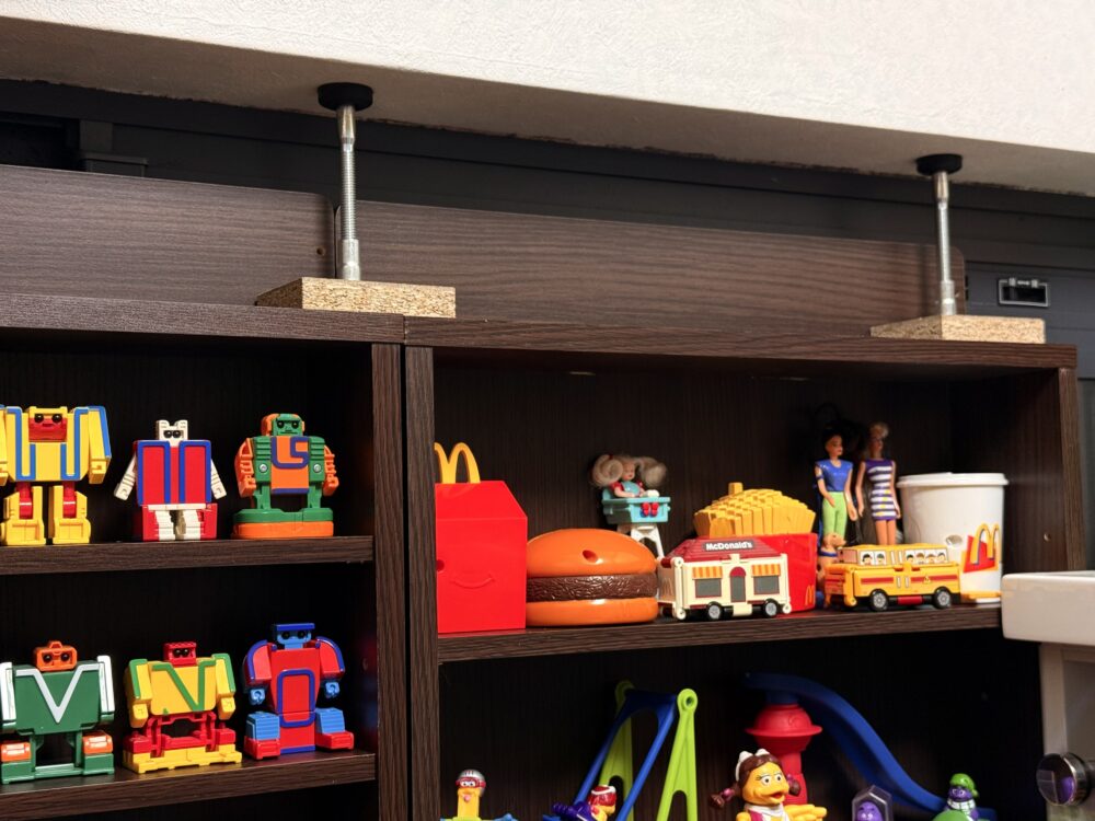 楽天市場 突っ張り ラック ホビー の通販