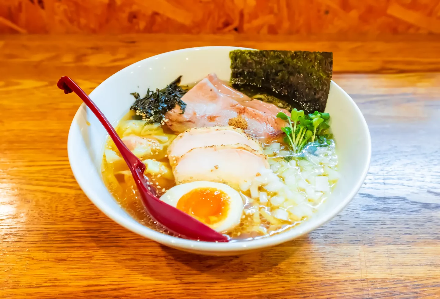 茨城県の名店で評判の塩ラーメン！美味しいラーメンの魅力に迫る