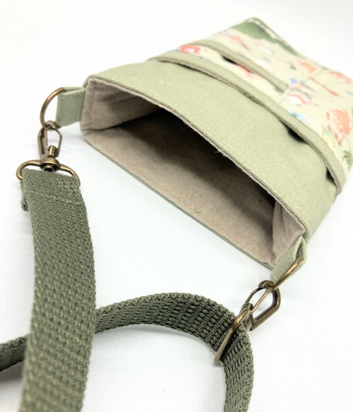 ハンドメイド ミニショルダー スマホポシェットの通販 by いちごラクマ