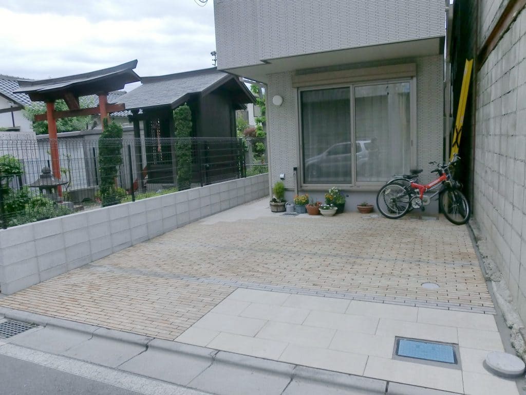 高低差のある和風な外構デザイン！：千葉のお庭・外構専門店お得な情報更新中スペースガーデニング