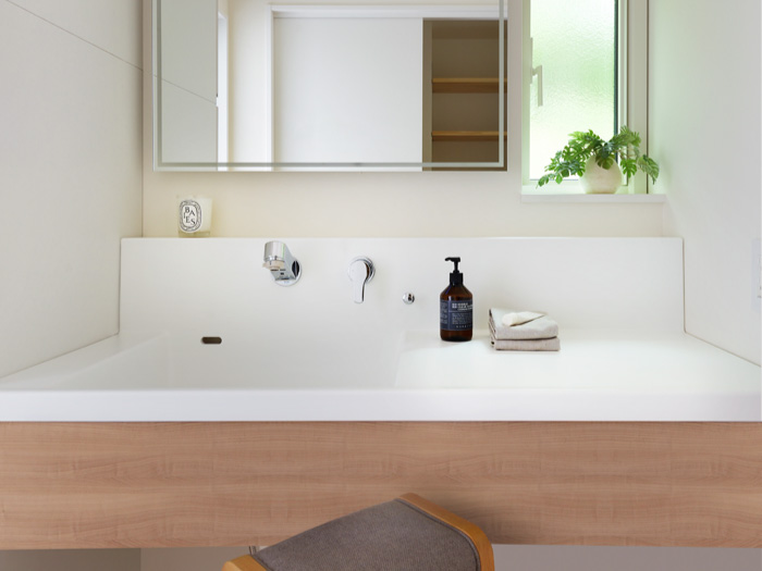 造作洗面台を取り入れる際に、知っておきたいメリット・デメリット - 群馬県太田市の注文住宅・平屋・自然素材の家に強い工務店タカトーホーム