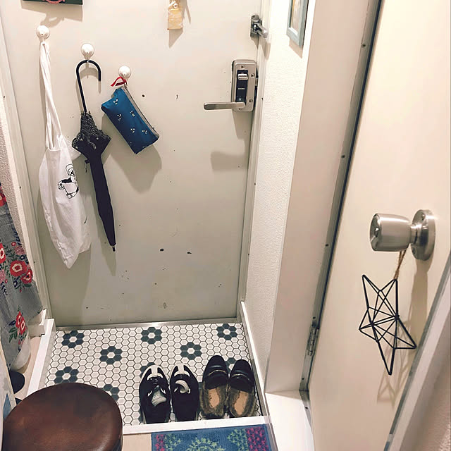 家族4人暮らし×賃貸 玄関がいつも綺麗な家が実践しているすっきりキープのコツ3選 シンプリストうた- エキスパート - Yahoo!ニュース